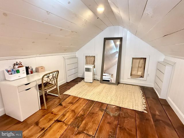 990 S RIDGE RD, Denver, PA 17517