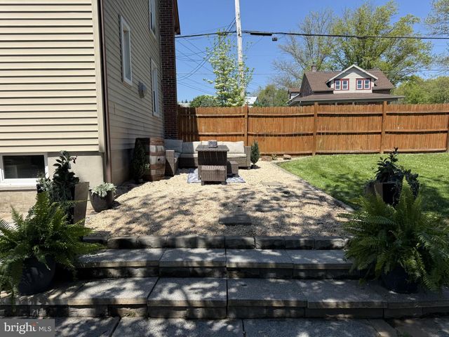 990 S RIDGE RD, Denver, PA 17517