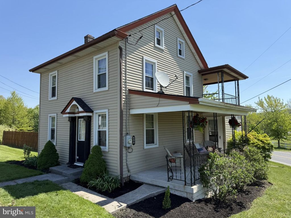 990 S RIDGE RD, Denver, PA 17517