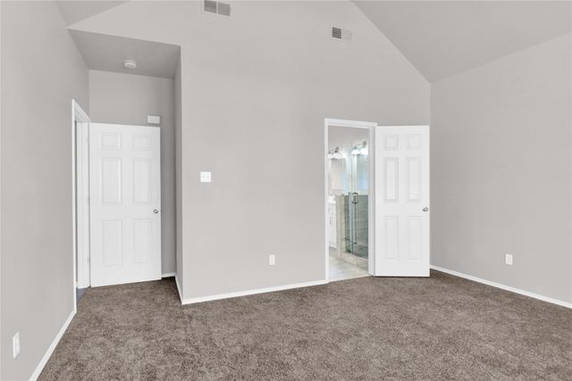 5715 Streamside Drive, Arlington, TX 76018