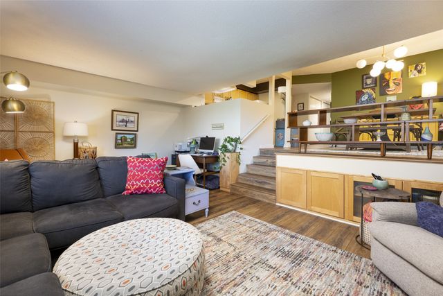 4902 University Avenue 225, Des Moines, IA 50311