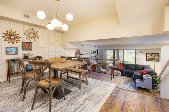 4902 University Avenue 225, Des Moines, IA 50311