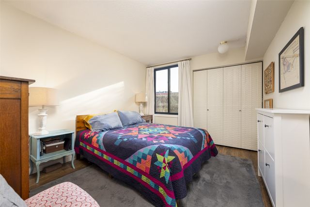 4902 University Avenue 225, Des Moines, IA 50311