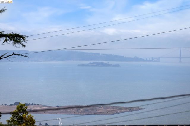 663 Grizzly Peak Blvd, Berkeley, CA 94708