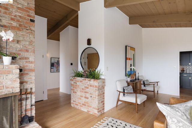 663 Grizzly Peak Blvd, Berkeley, CA 94708