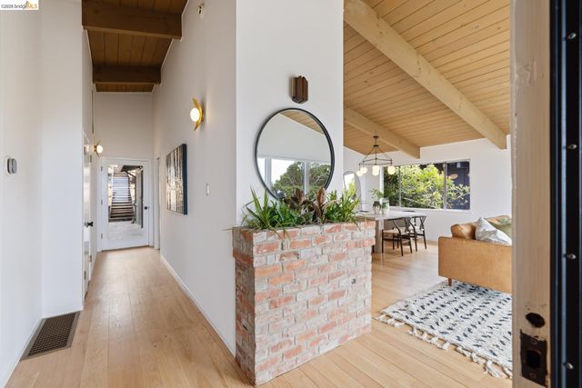 663 Grizzly Peak Blvd, Berkeley, CA 94708