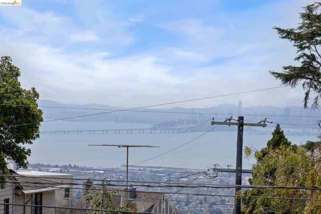 663 Grizzly Peak Blvd, Berkeley, CA 94708