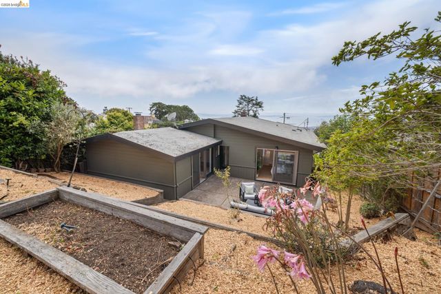 663 Grizzly Peak Blvd, Berkeley, CA 94708