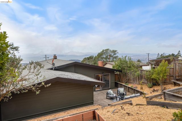 663 Grizzly Peak Blvd, Berkeley, CA 94708