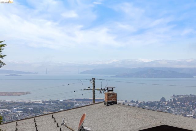 663 Grizzly Peak Blvd, Berkeley, CA 94708