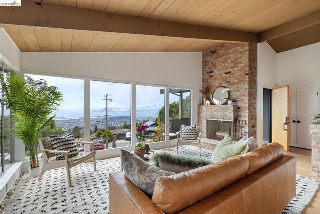 663 Grizzly Peak Blvd, Berkeley, CA 94708