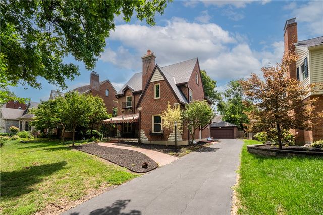 220 Greenmount Boulevard, Oakwood, OH 45419