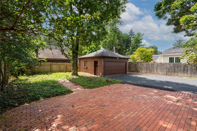 220 Greenmount Boulevard, Oakwood, OH 45419