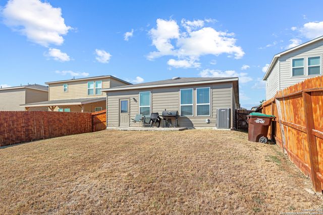 10334 Dunlap, San Antonio, TX 78252