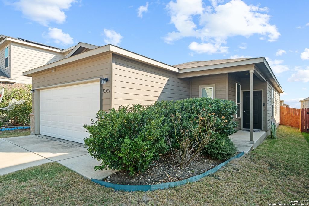10334 Dunlap, San Antonio, TX 78252