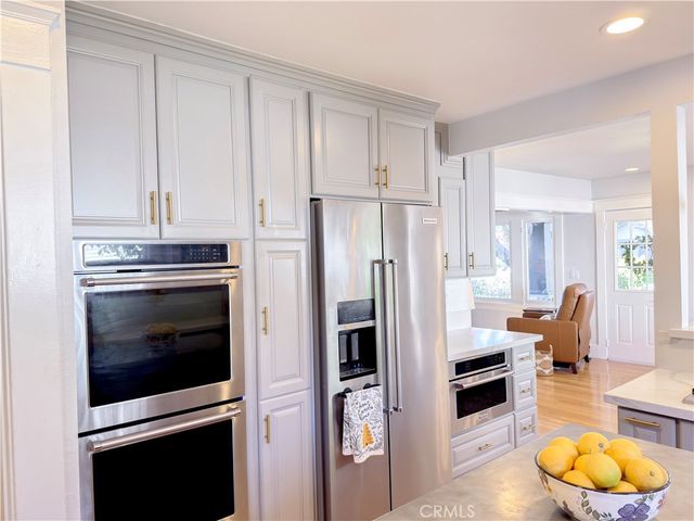 4032 Elmwood Court, Riverside, CA 92506