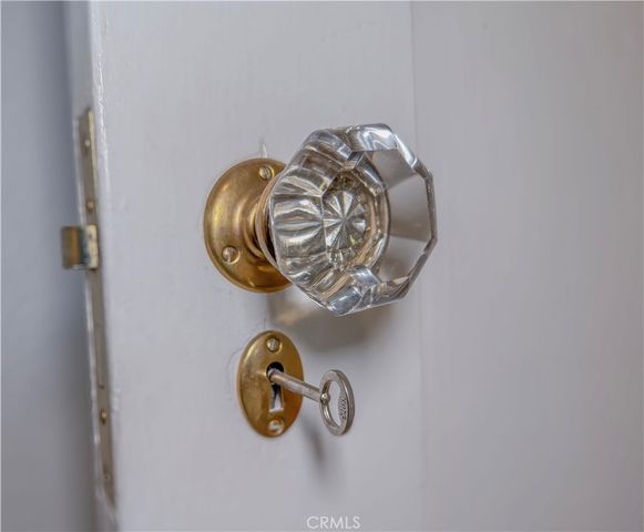 4032 Elmwood Court, Riverside, CA 92506