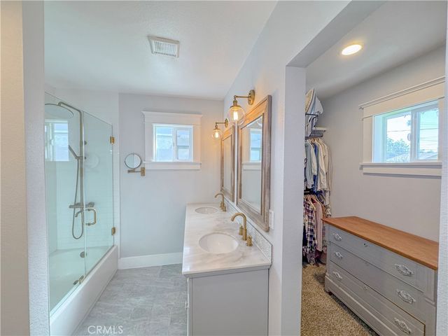 4032 Elmwood Court, Riverside, CA 92506