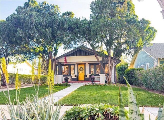 4032 Elmwood Court, Riverside, CA 92506