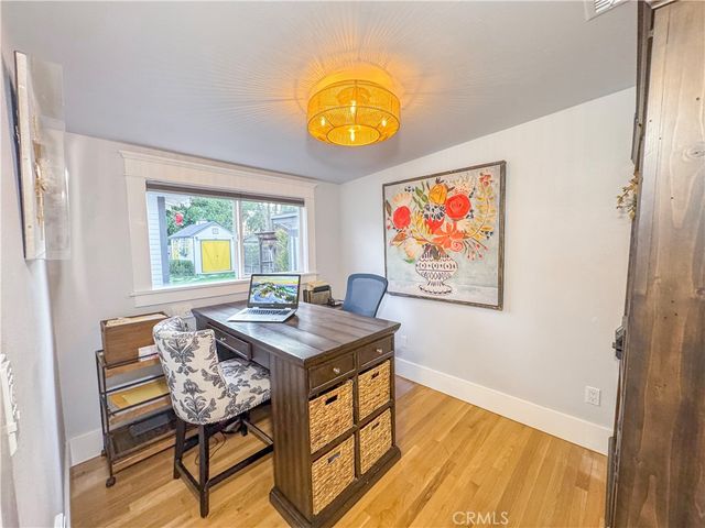 4032 Elmwood Court, Riverside, CA 92506