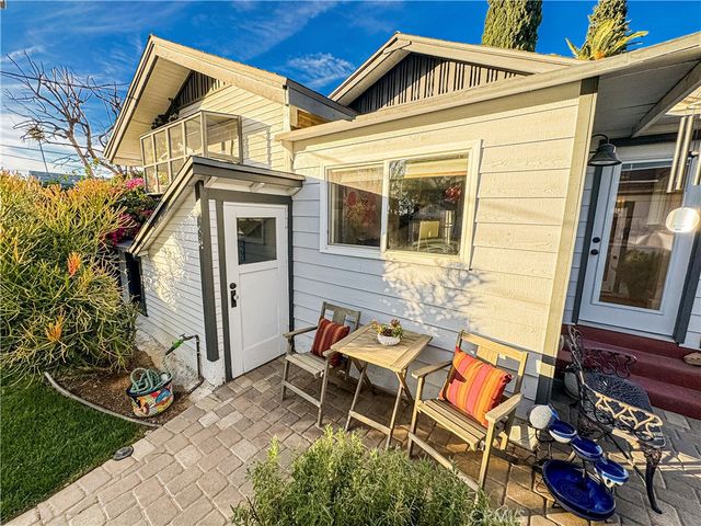 4032 Elmwood Court, Riverside, CA 92506