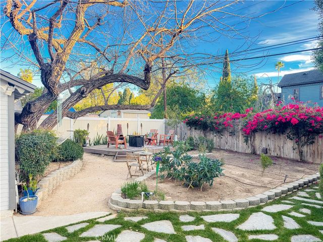 4032 Elmwood Court, Riverside, CA 92506