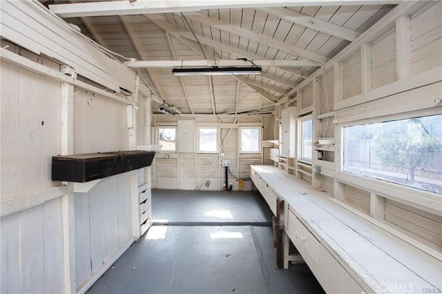 4032 Elmwood Court, Riverside, CA 92506