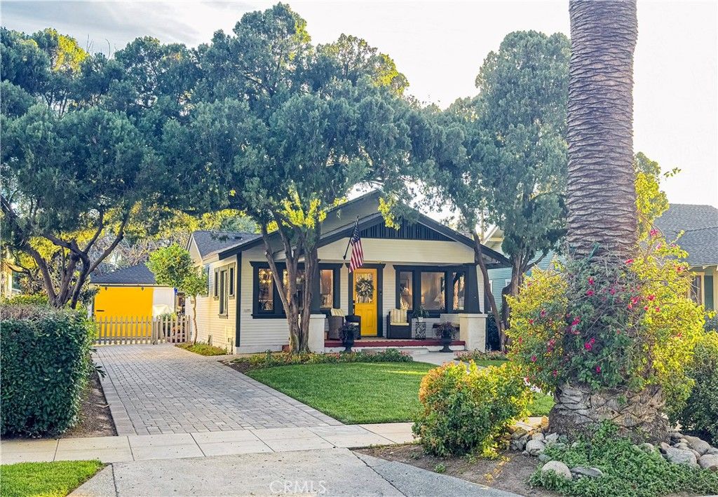 4032 Elmwood Court, Riverside, CA 92506