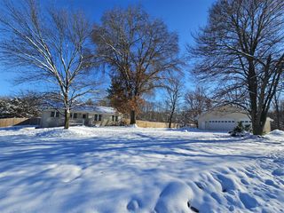 4650 N 36th Street, Galesburg, MI 49053