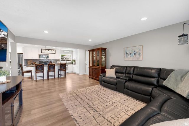 4250 W SUMAC CT, Cedar Hills, UT 84062