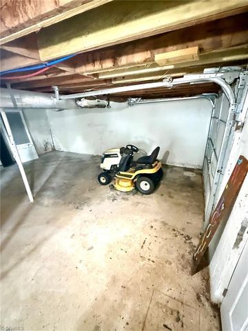 130 Arlington Avenue, Jonesville, NC 28642