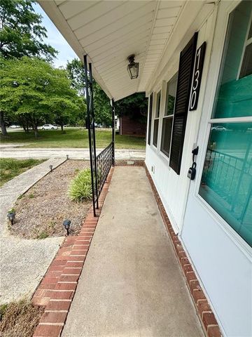 130 Arlington Avenue, Jonesville, NC 28642
