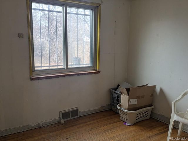 2925 Pontiac Street, Denver, CO 80207