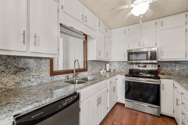 255 West Old Kentucky Road, Greeneville, TN 37743