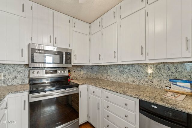 255 West Old Kentucky Road, Greeneville, TN 37743