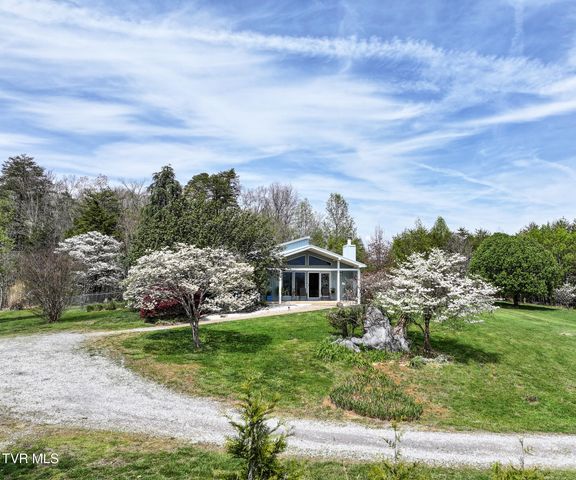 255 West Old Kentucky Road, Greeneville, TN 37743