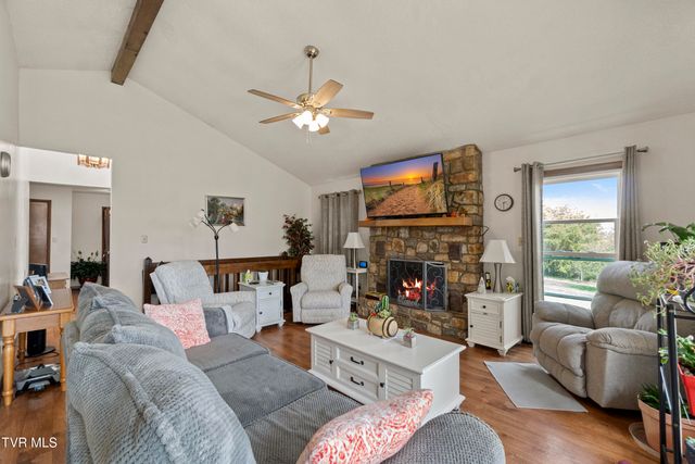 255 West Old Kentucky Road, Greeneville, TN 37743