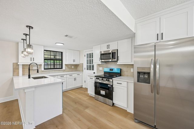 3603 NORTH RIDE Drive, Jacksonville, FL 32223