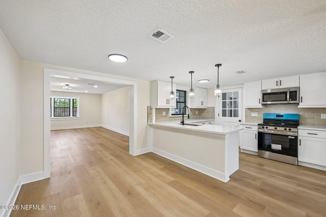 3603 NORTH RIDE Drive, Jacksonville, FL 32223
