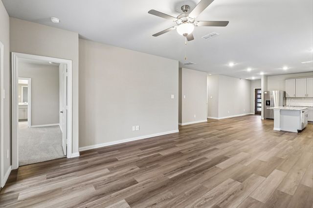 3216 Dustbend Plaza, Fort Worth, TX 76179