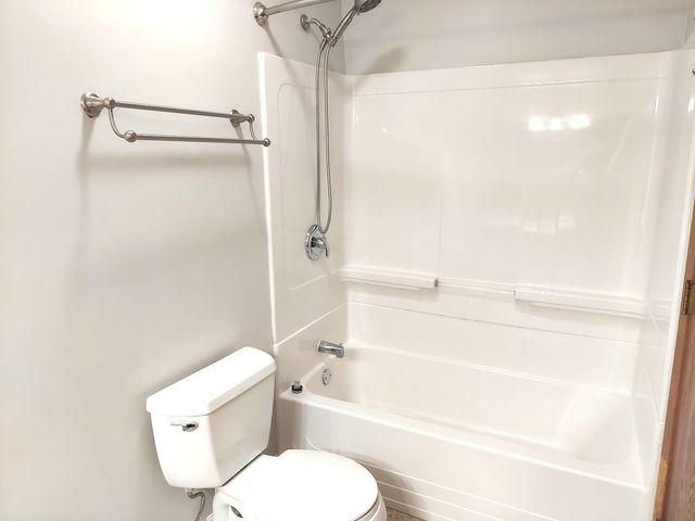 1935 APPALOOSA Drive, Naperville, IL 60565