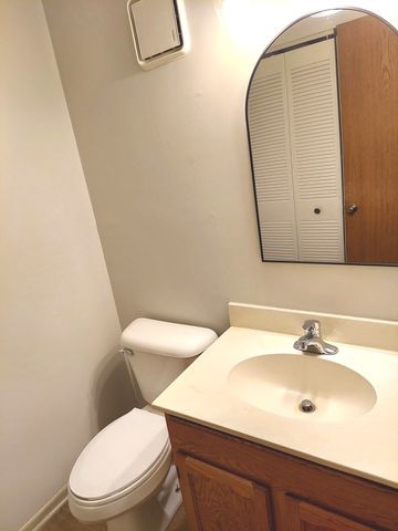 1935 APPALOOSA Drive, Naperville, IL 60565