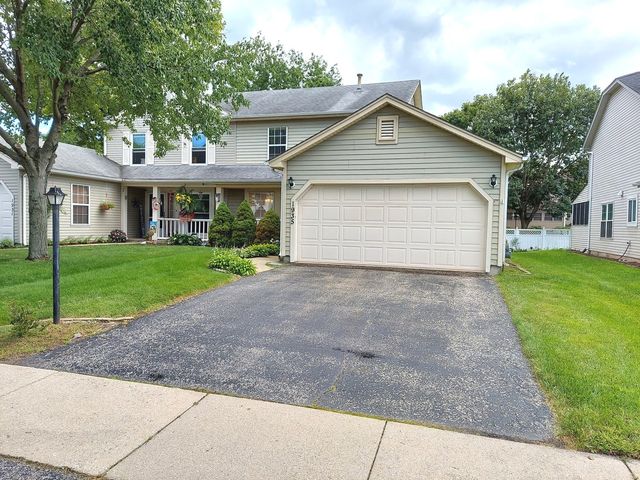 1935 APPALOOSA Drive, Naperville, IL 60565