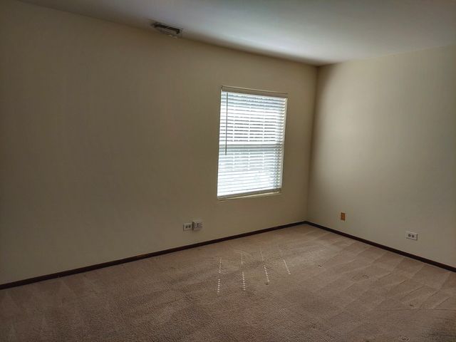 1935 APPALOOSA Drive, Naperville, IL 60565