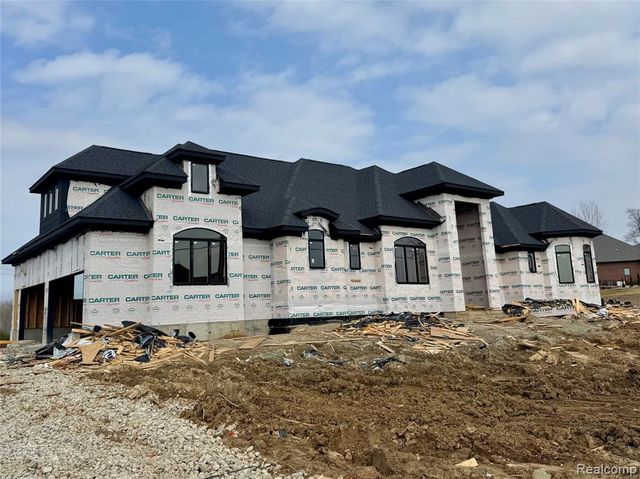 6281 31 Mile Road, Washington, MI 48095