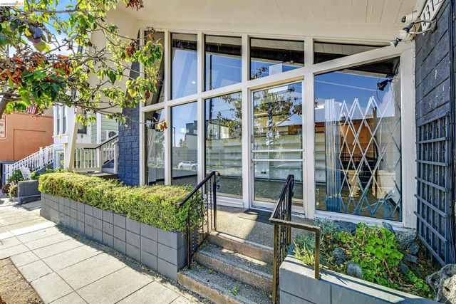4319 Piedmont Ave, Oakland, CA 94611