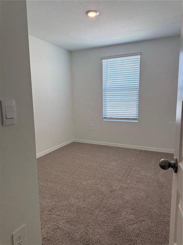 2729 GLADIOLA RD, Winter Haven, FL 33884