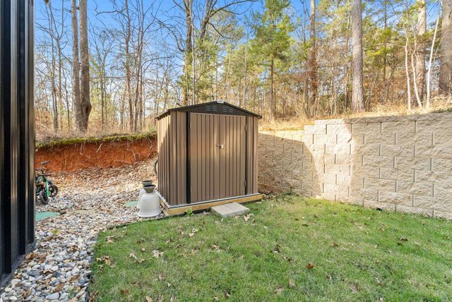 18654 Quiet Anchor Ln, Flint, TX 75762