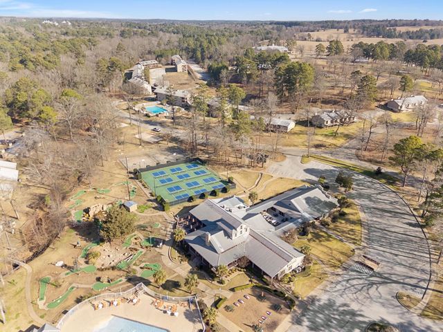 18654 Quiet Anchor Ln, Flint, TX 75762