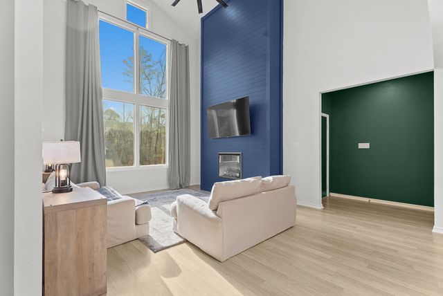 18654 Quiet Anchor Ln, Flint, TX 75762